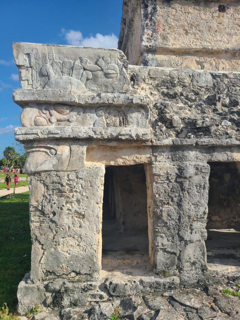 Ruine décorée