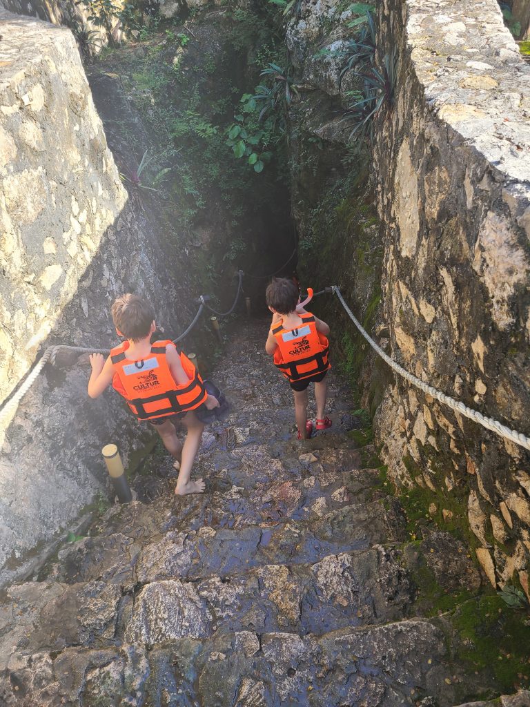 Entrée de la deuxième cenote