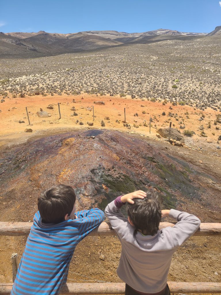 Mini volcan à eau chaude