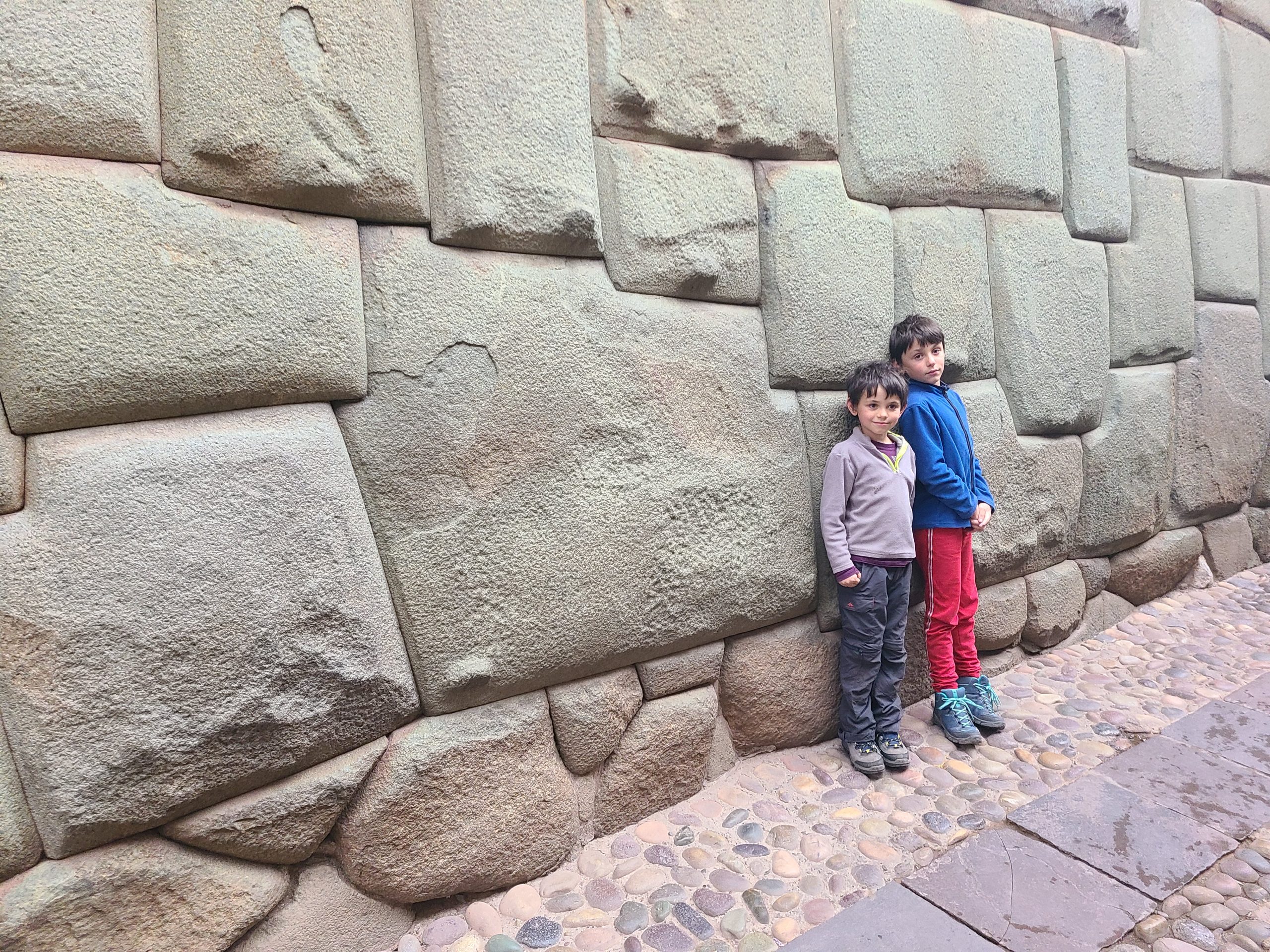 Pierre aux 12 angles à Cusco