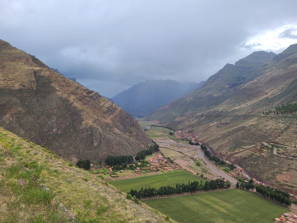 Vallée, à gauche